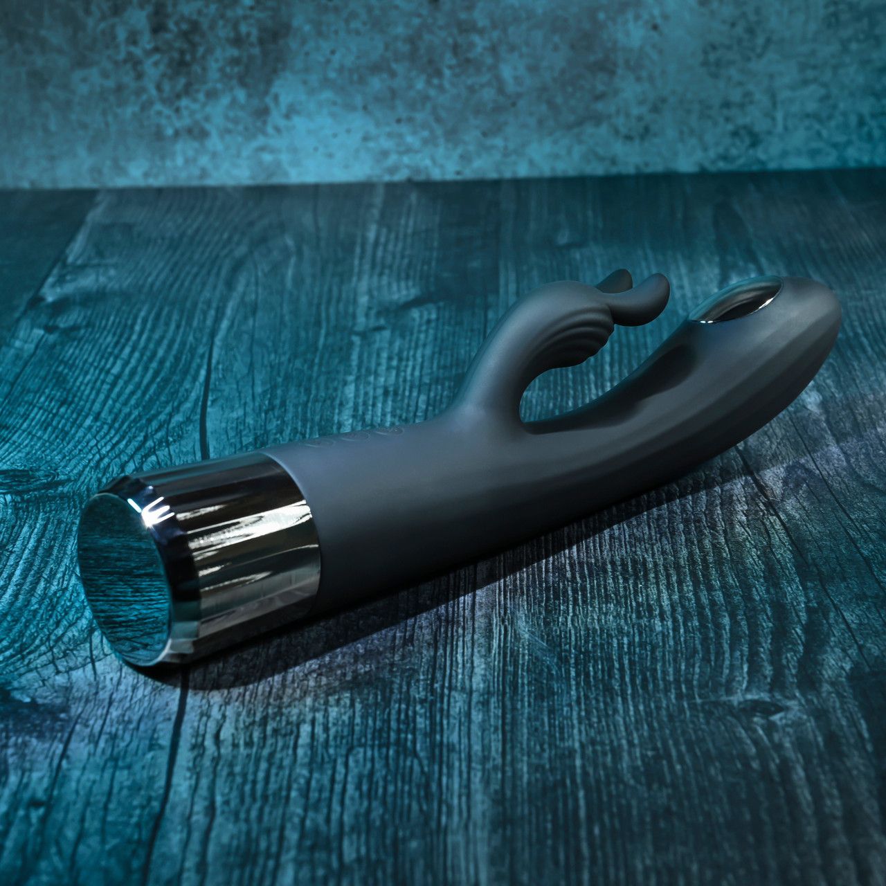 Heat Up and Chill Rabbit Vibrator | Evolved
