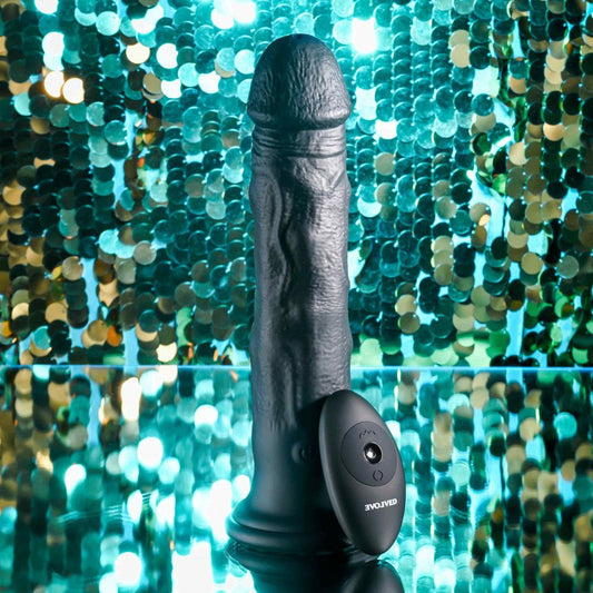 Black Thunder Vibrating Dildo 9.8 Inch (25 cm) | Evolved