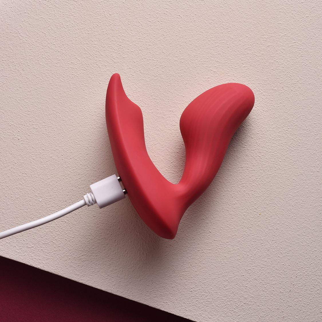 Umi Smart Lay-on Vibrator Unisex App Controlled | Magic Motion