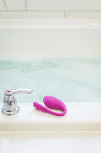 Jive 2 Wearable Vibrator | We-Vibe — Pink
