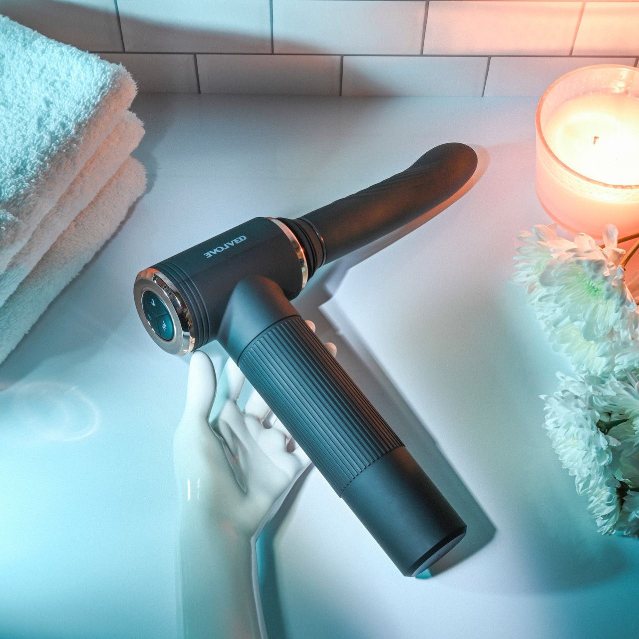 Evolved - Too Hot To Handle Vibrator - Black