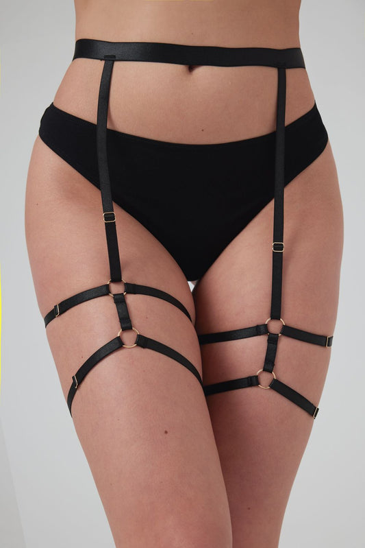 Christine Strappy Garterbelt Blushing Black