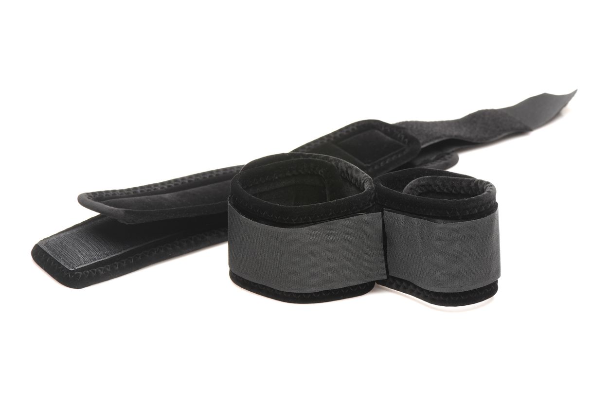 XR Brands - Wrist and Ankle Cuffs - Black – Handcuffs