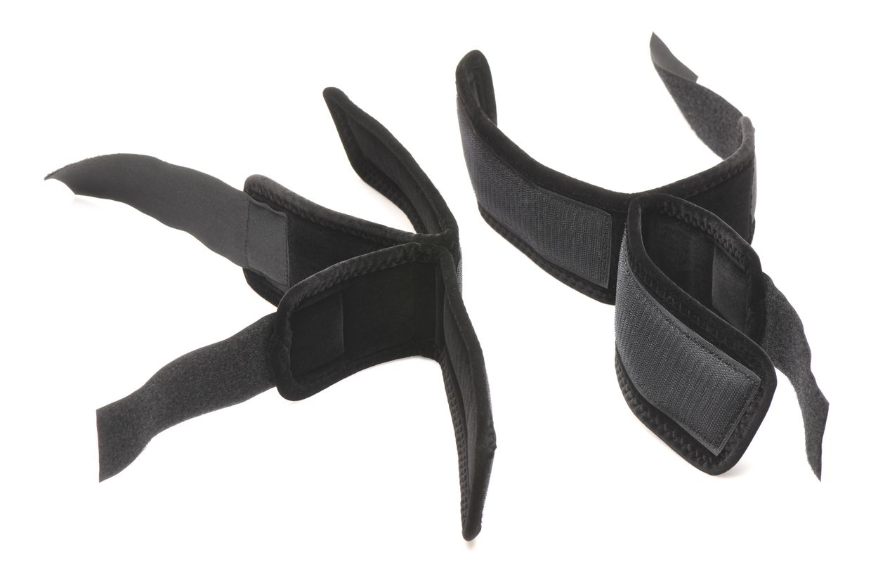 XR Brands - Wrist and Ankle Cuffs - Black – Handcuffs