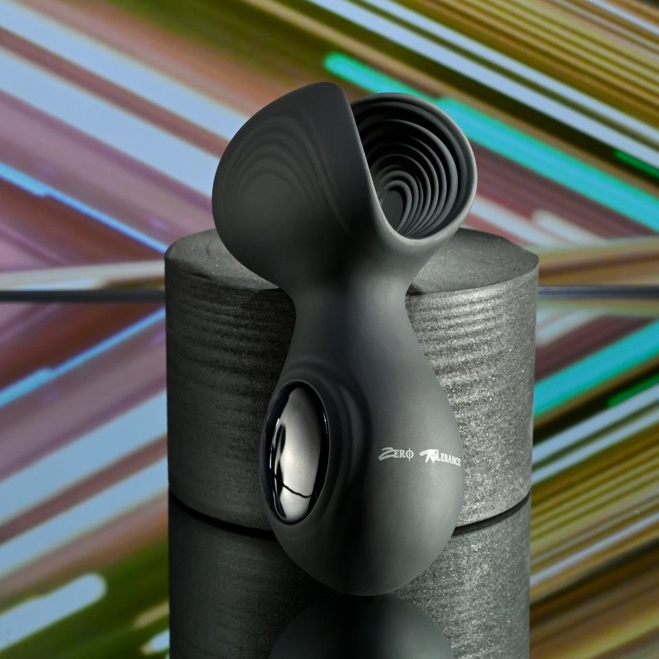 Zero Tolerance - Helping Hand Vibrating Stroker – Male Masturbator