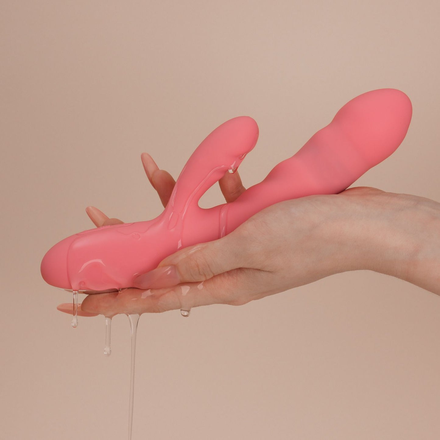 SVAKOM - Avery Thrusting Rabbit Vibrator - Strawberry Pink – G Spot Rabbit Vibrator
