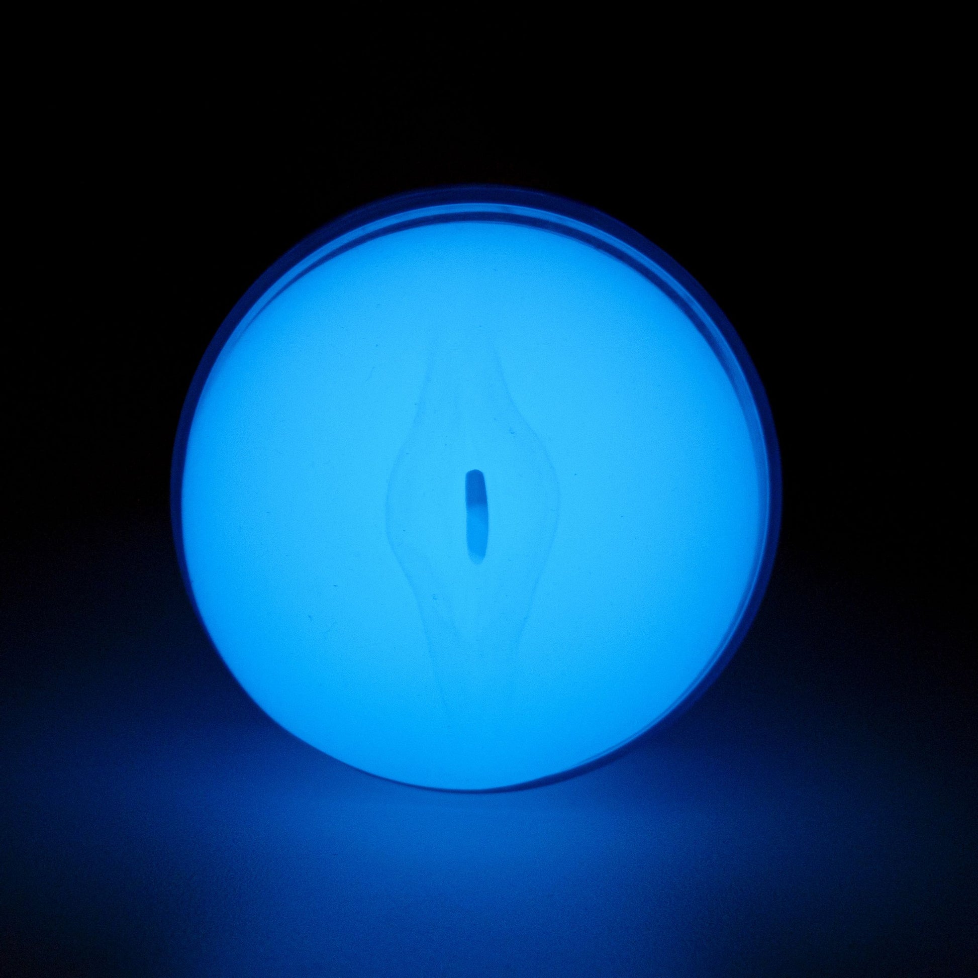 Kiiroo - FeelGlow Stroker - Glow-in-the-Dark Black