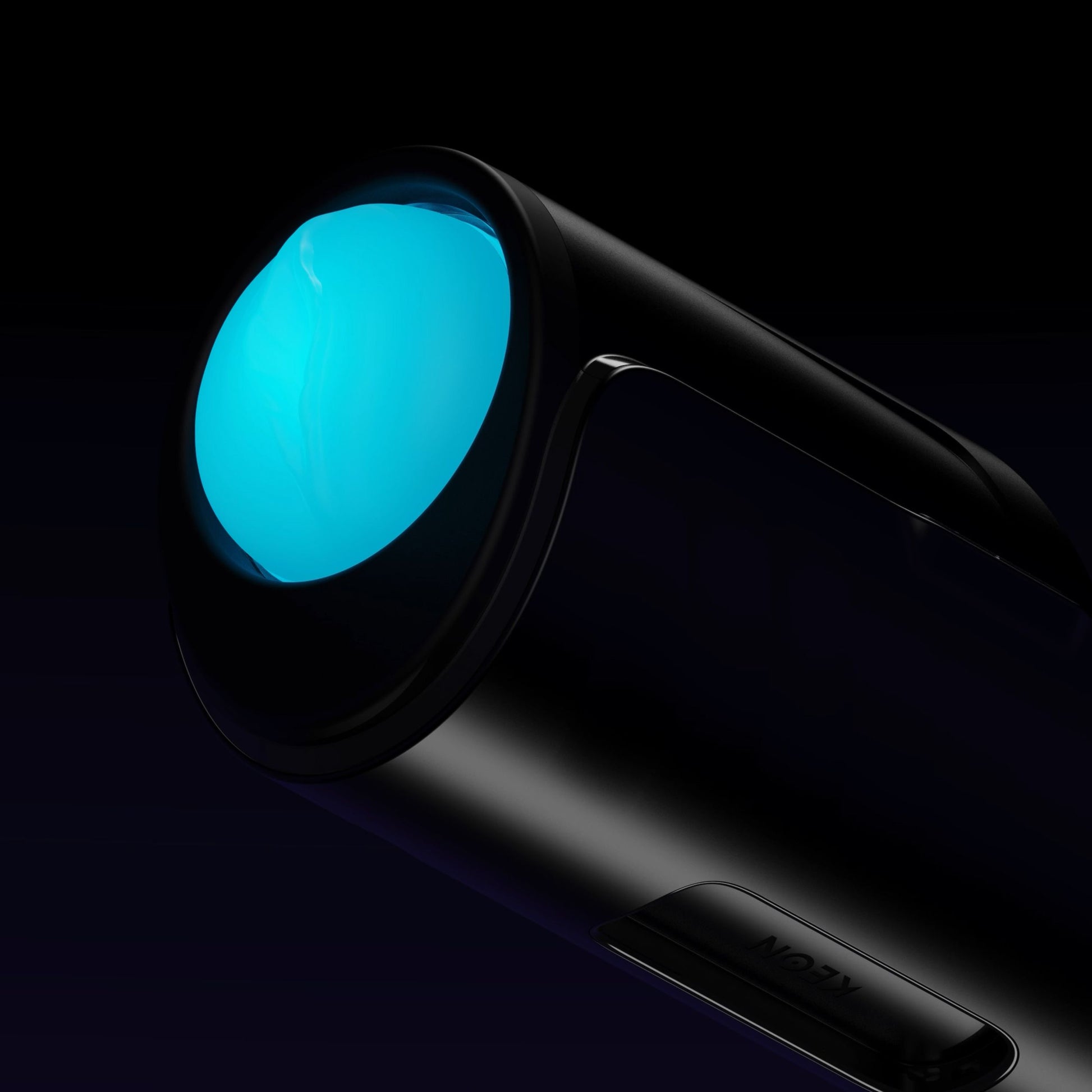 Kiiroo - FeelGlow Stroker - Glow-in-the-Dark Black