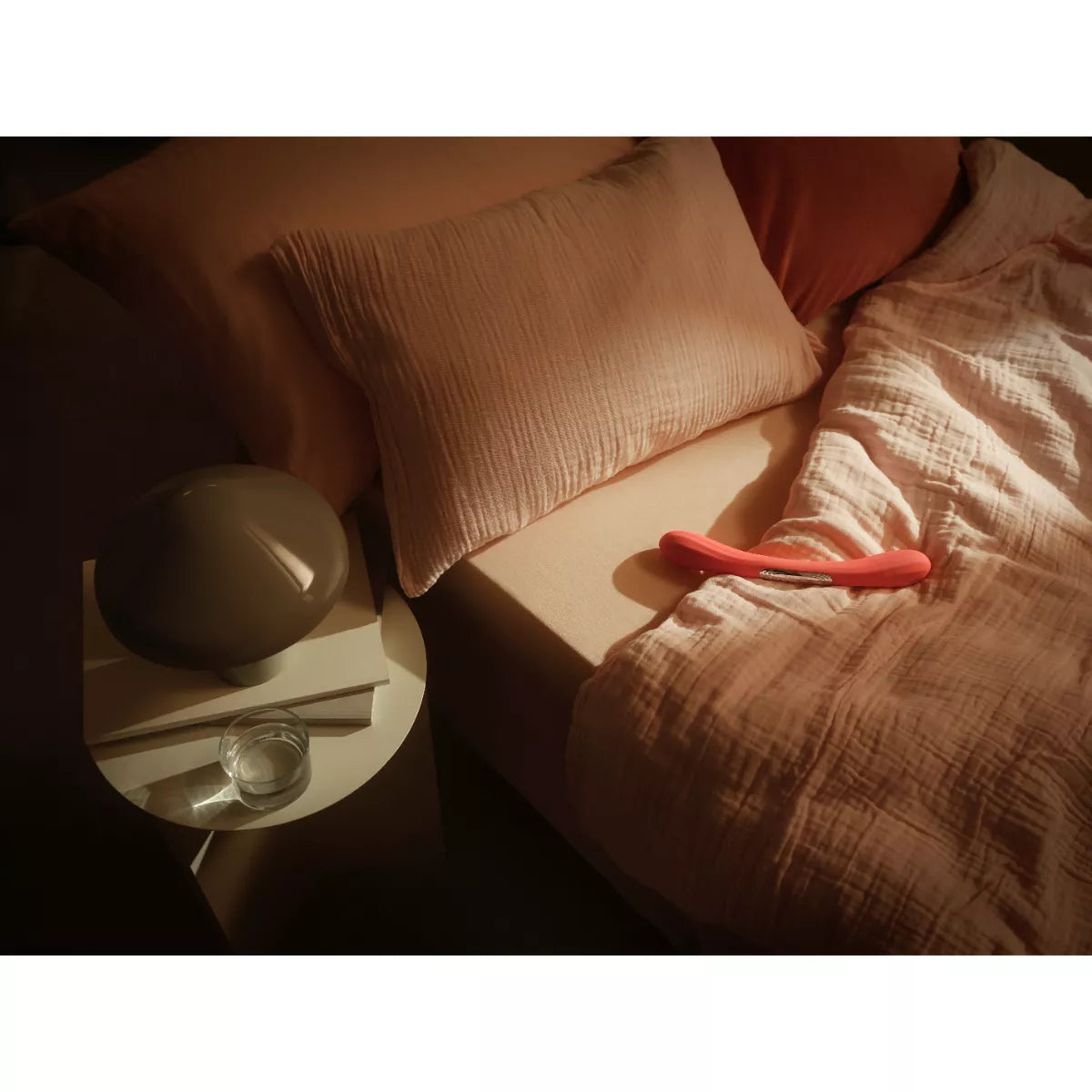 LELO - BOOMERANG Dual Vibrator - Coral Red